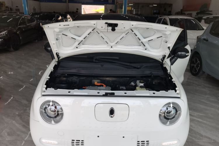 Used ORA Black Cat 2021 351 km Standard Version Engine Bay