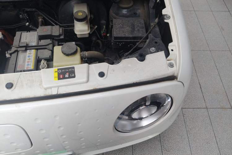 Used ORA Black Cat 2021 351 km Standard Version Engine Bay Left