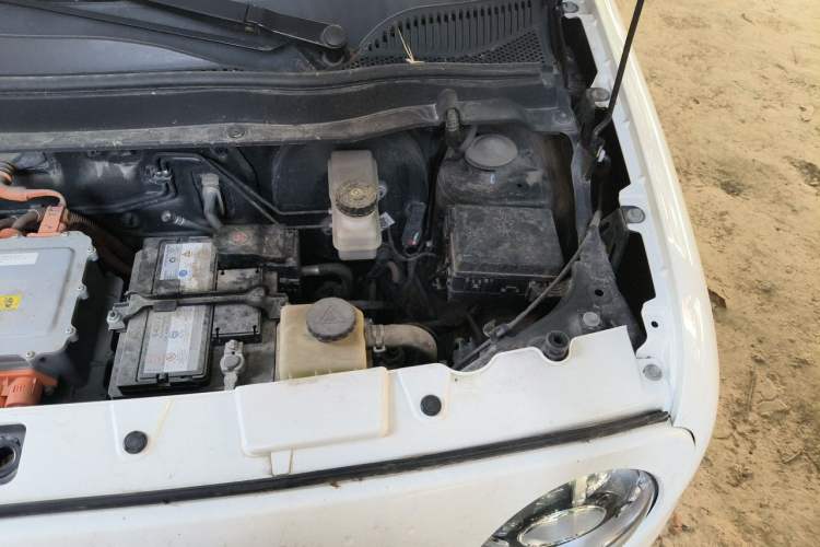 Used ORA Black Cat 2021 351 km Standard Version Engine Bay Left