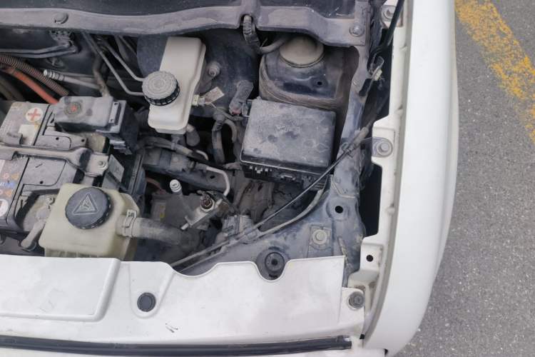Used ORA Black Cat 2021 405 km Long-Range Version Engine Bay Left