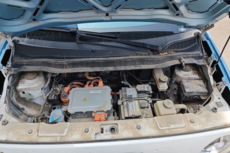 Used ORA Black Cat 2021 301 km Basic Version Engine Bay