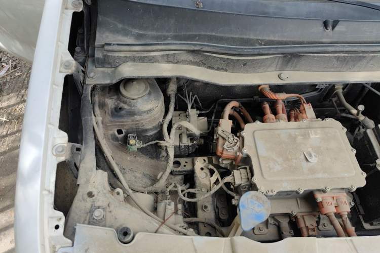 Used ORA Black Cat 2021 351 km Standard Version Engine Bay Right