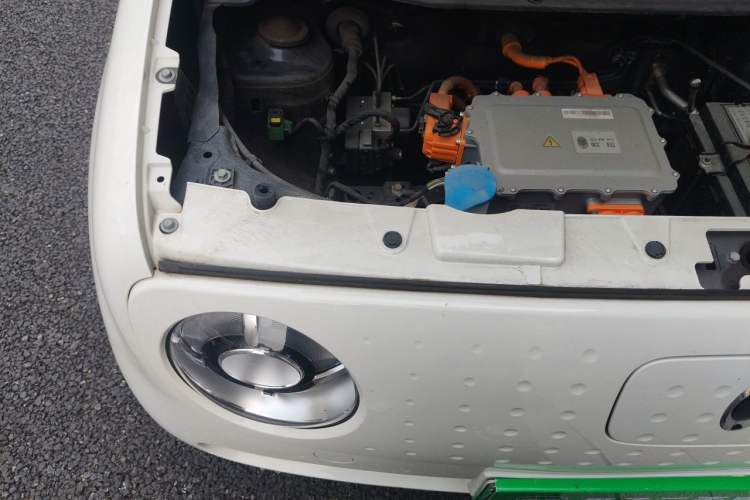 Used ORA Black Cat 2021 351 km Standard Version Engine Bay Right