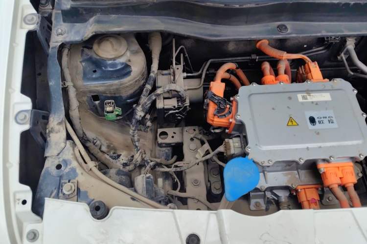 Used ORA Black Cat 2021 351 km Luxury Version Engine Bay Right