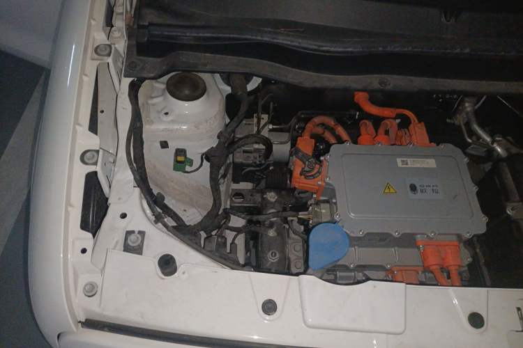 Used ORA Black Cat 2021 351 km Luxury Version Engine Bay Right