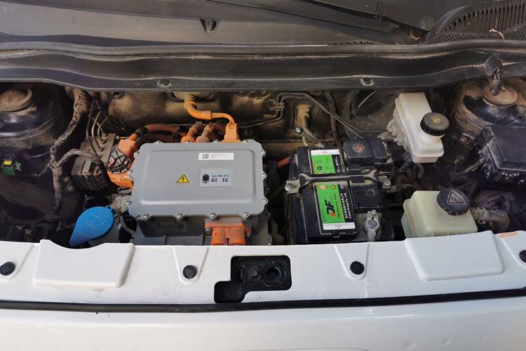 Used ORA Black Cat 2021 301 km Basic Version Engine Bay