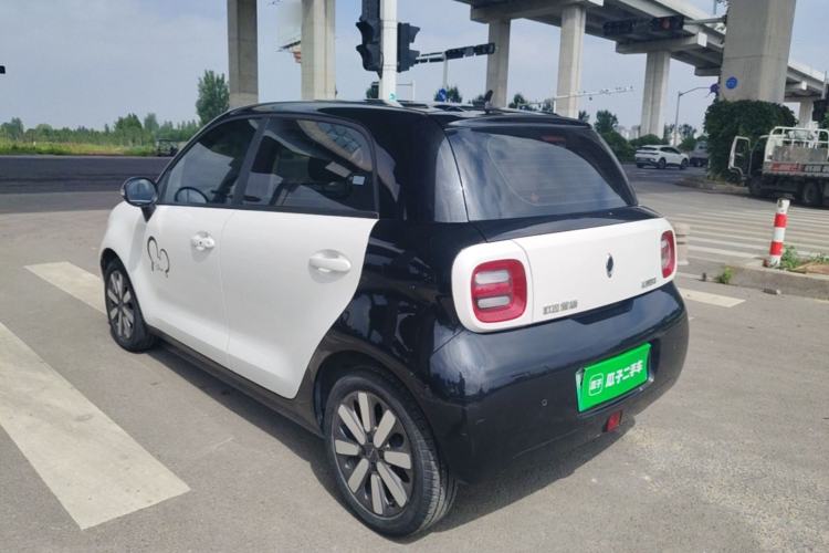 Used ORA Black Cat 2021 351 km Standard Version Exterior 2