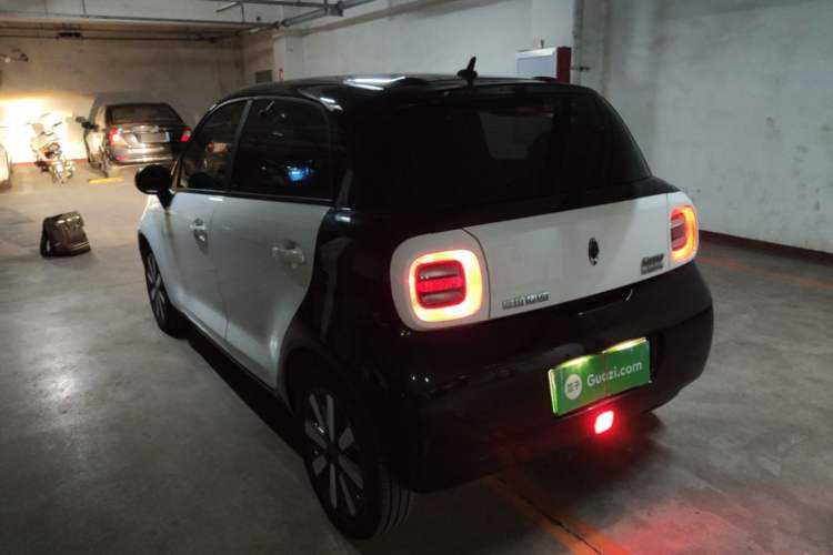 Used ORA Black Cat 2021 351 km Standard Version Exterior 2