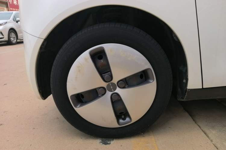 Used ORA Black Cat 2021 301 km Basic Version Exterior 4