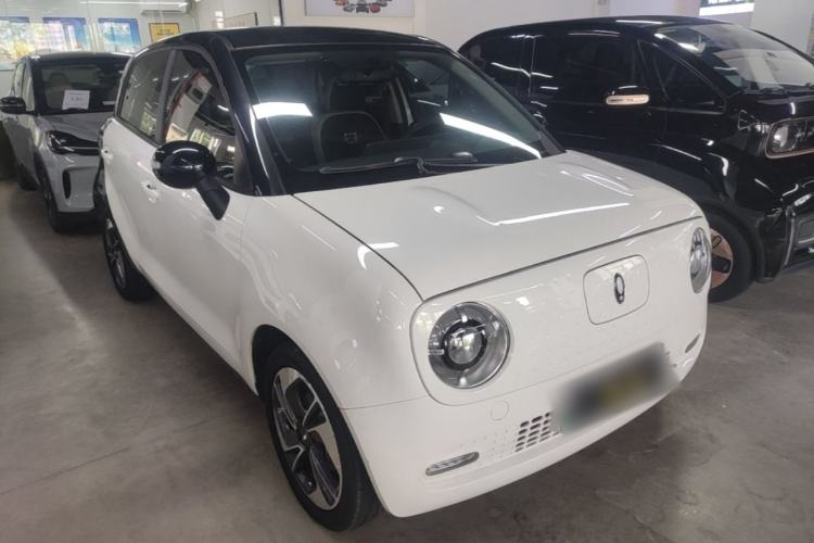 Used ORA Black Cat 2021 351 km Luxury Version Front Right 45 Deg