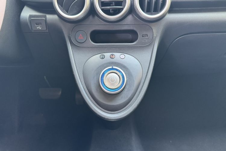 Used ORA Black Cat 2021 351 km Luxury Version Gear Lever