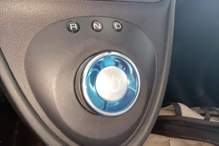 Used ORA Black Cat 2021 351 km Standard Version Gear Lever