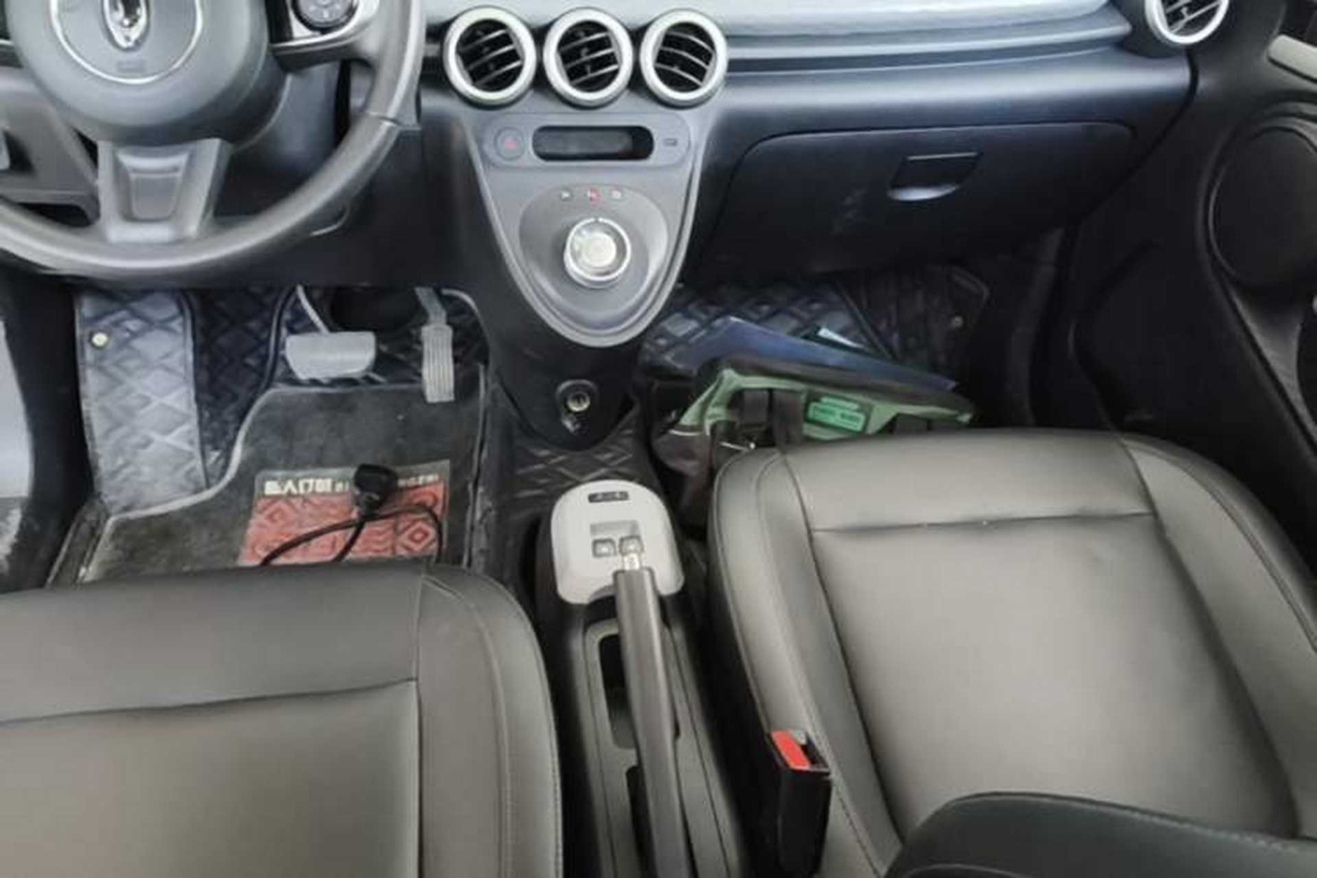 Used ORA Black Cat 2021 351 km Standard Version Gear Lever