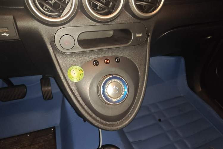 Used ORA Black Cat 2021 351 km Luxury Version Gear Lever