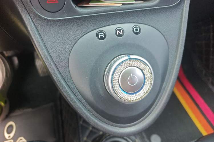 Used ORA Black Cat 2021 351 km Standard Version Gear Lever