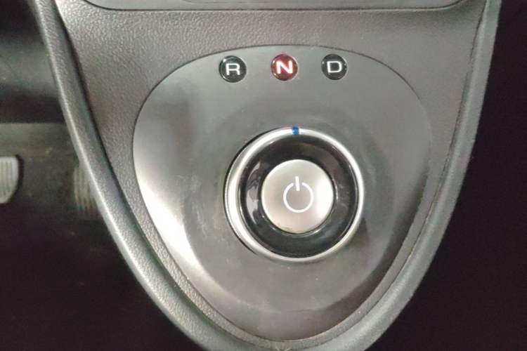 Used ORA Black Cat 2021 351 km Standard Version Gear Lever