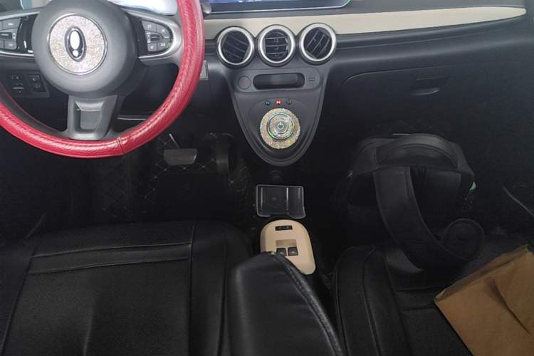 Used ORA Black Cat 2021 351 km Luxury Version Gear Lever