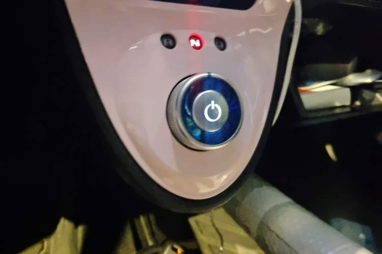 Used ORA Black Cat 2021 301km Cute Pet Edition Gear Lever