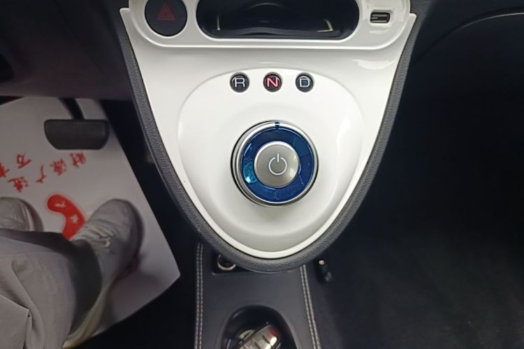 Used ORA Black Cat 2021 405 km Long-Range Version Gear Lever