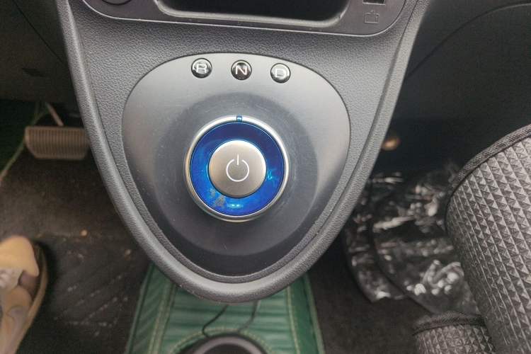 Used ORA Black Cat 2021 351 km Luxury Version Gear Lever