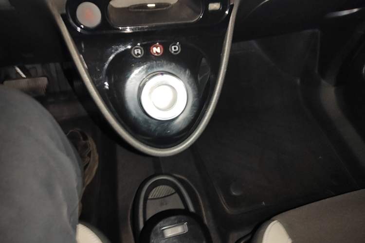 Used ORA Black Cat 2021 301km Cute Pet Edition Gear Lever