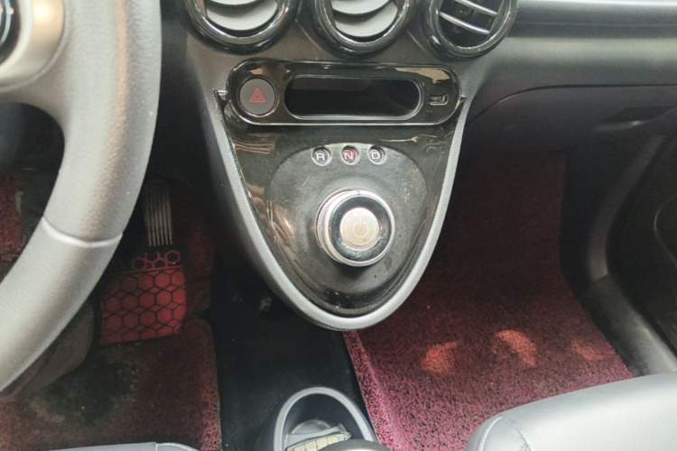 Used ORA Black Cat 2021 351 km Standard Version Gear Lever