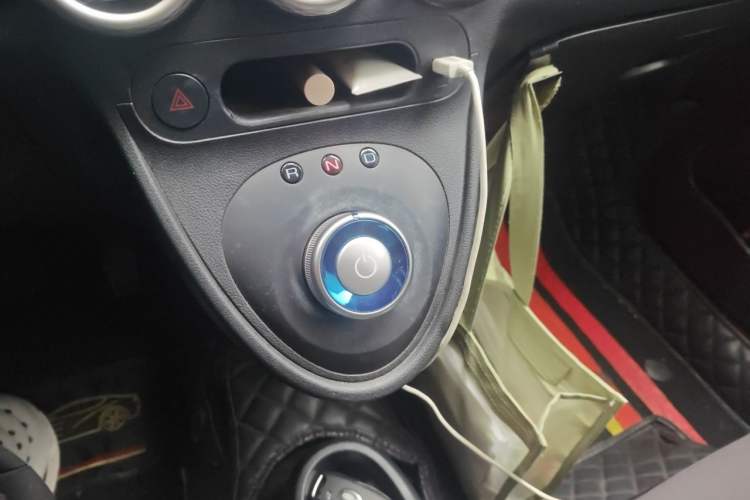 Used ORA Black Cat 2021 301km Cute Pet Edition Gear Lever