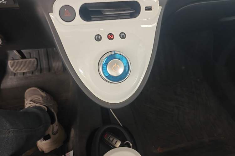 Used ORA Black Cat 2021 351 km Luxury Version Gear Lever