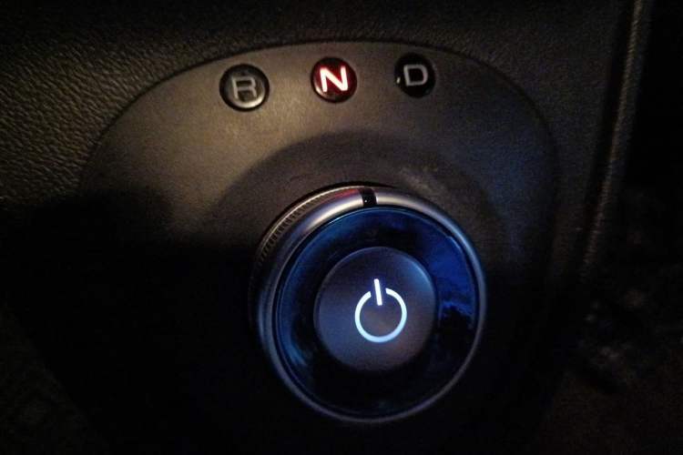 Used ORA Black Cat 2021 351 km Luxury Version Gear Lever