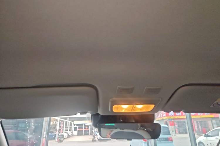 Used ORA Black Cat 2021 405 km Long-Range Version Headliner