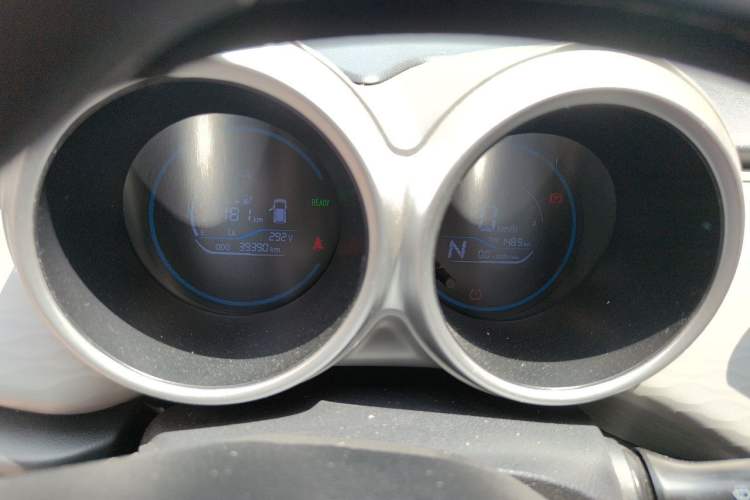 Used ORA Black Cat 2021 301 km Basic Version Instrument Cluster