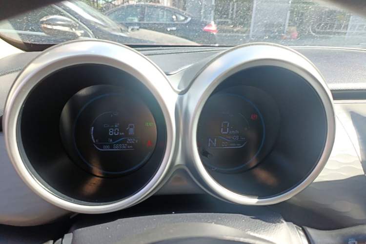 Used ORA Black Cat 2021 301 km Basic Version Instrument Cluster