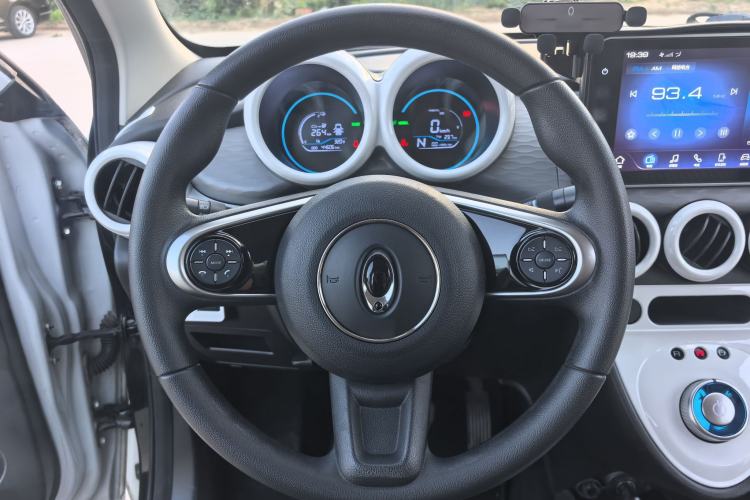 Used ORA Black Cat 2021 301 km Basic Version Interior 2