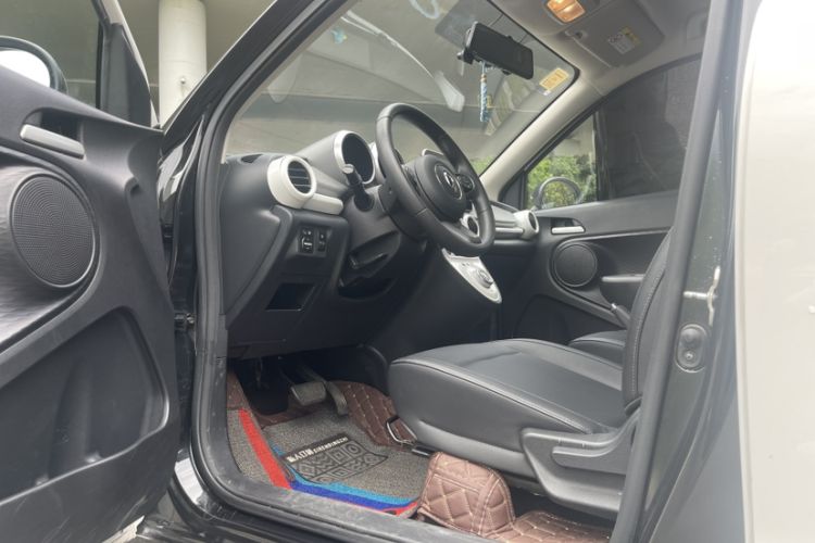 Used ORA Black Cat 2021 351 km Standard Version Interior 2
