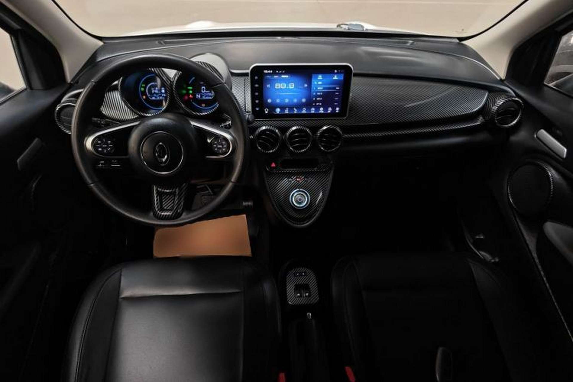 Used ORA Black Cat 2021 301 km Basic Version Interior 2