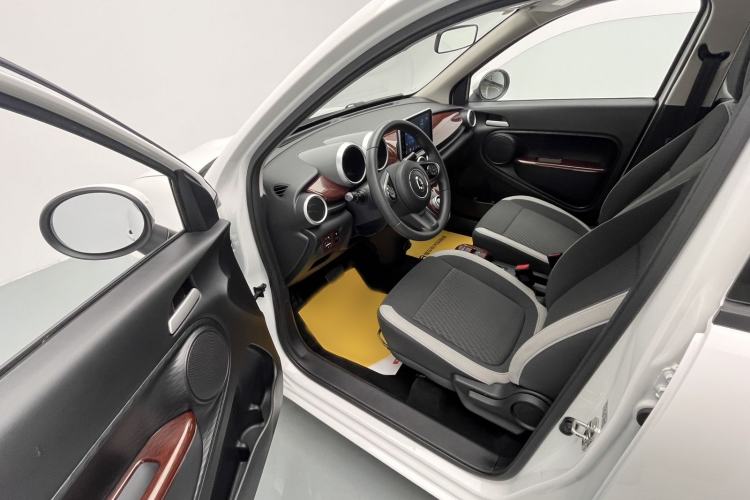 Used ORA Black Cat 2021 301km Cute Pet Edition Interior 3