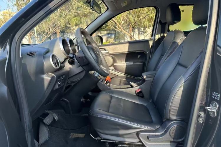 Used ORA Black Cat 2021 351 km Luxury Version Interior 4