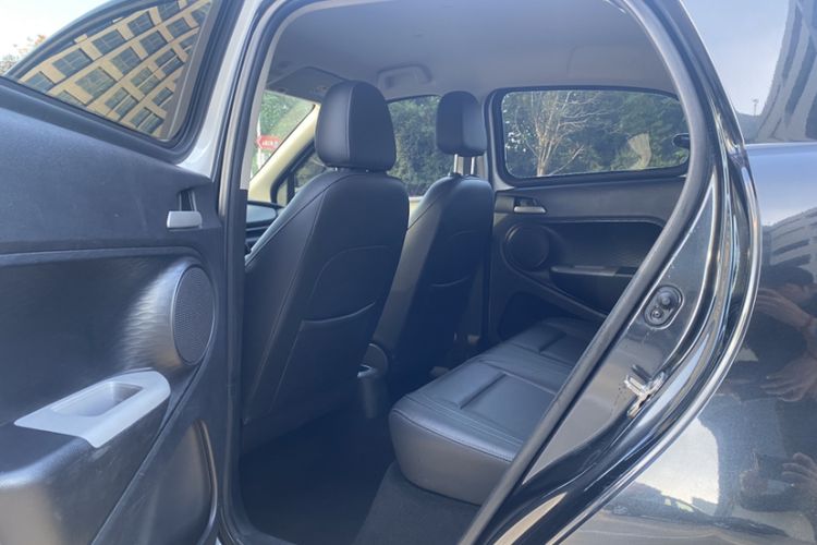Used ORA Black Cat 2021 351 km Standard Version Interior 4