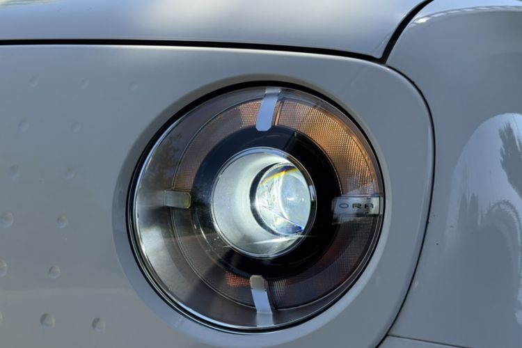 Used ORA Black Cat 2021 351 km Luxury Version Left Front Headlight