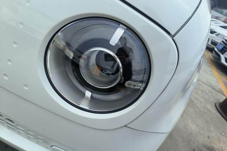 Used ORA Black Cat 2021 301 km Basic Version Left Front Headlight