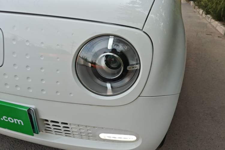 Used ORA Black Cat 2021 351 km Luxury Version Left Front Headlight