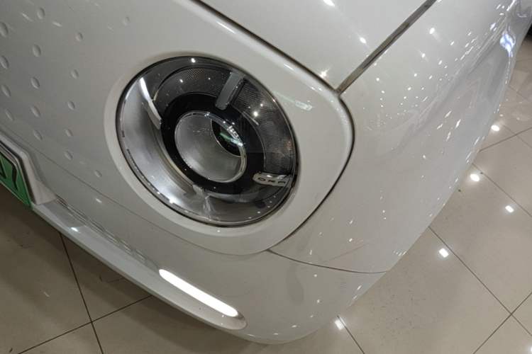 Used ORA Black Cat 2021 351 km Standard Version Left Front Headlight