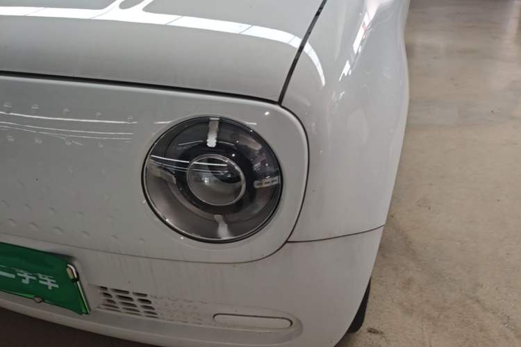 Used ORA Black Cat 2021 301 km Basic Version Left Front Headlight