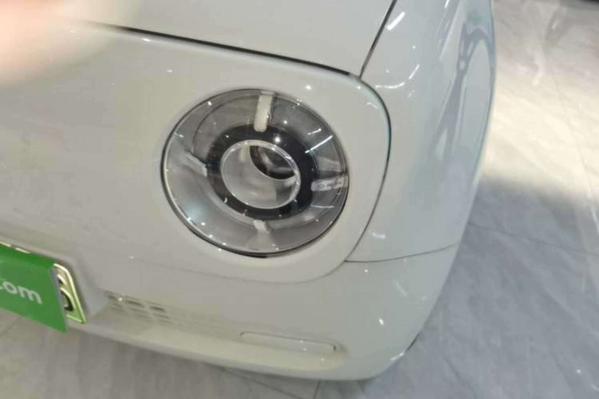 Used ORA Black Cat 2021 301 km Basic Version Left Front Headlight