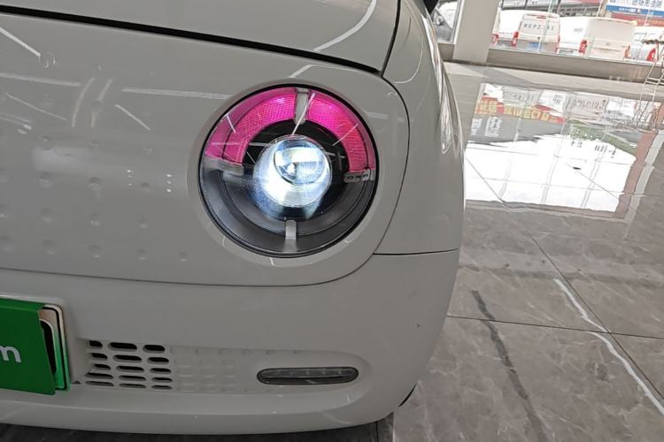 Used ORA Black Cat 2021 351 km Standard Version Left Front Headlight