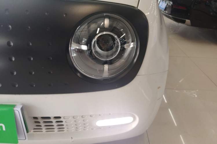 Used ORA Black Cat 2021 351 km Luxury Version Left Front Headlight