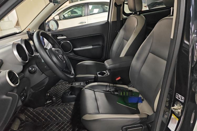 Used ORA Black Cat 2021 351 km Luxury Version Left Front Seat
