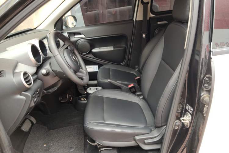 Used ORA Black Cat 2021 351 km Standard Version Left Front Seat