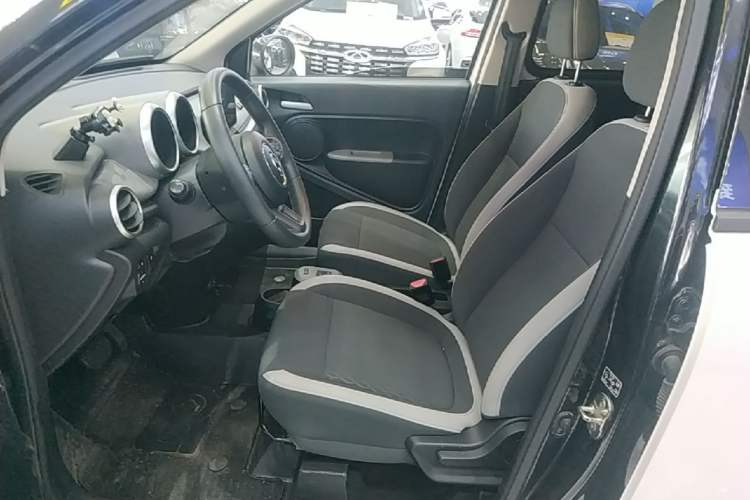 Used ORA Black Cat 2021 301km Cute Pet Edition Left Front Seat
