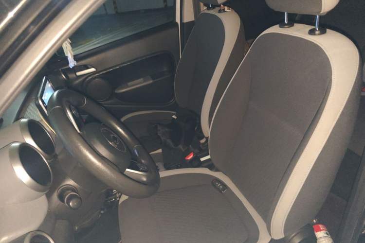 Used ORA Black Cat 2021 301km Cute Pet Edition Left Front Seat